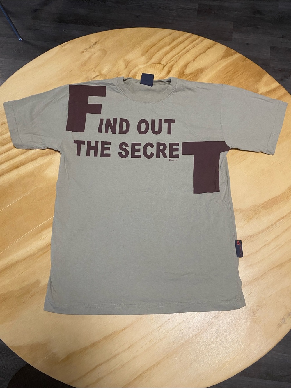 Dolce & Gabbana Olive Short-Sleeve Graphic Tee with Brown Lettering